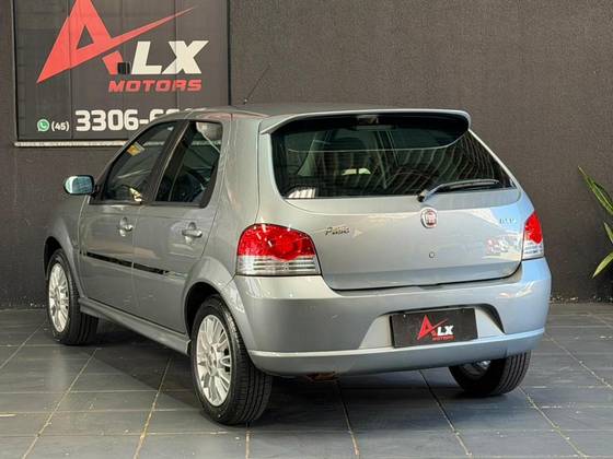 FIAT PALIO 1.4 MPI ELX 8V FLEX 4P MANUAL FIAT PALIO 1.4 MPI ELX 8V FLEX 4P MANUAL